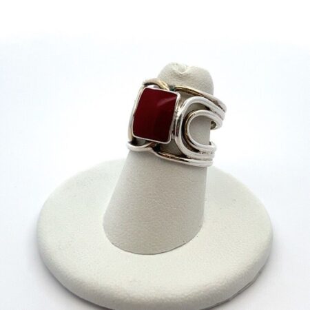925 Sterling Silver Red Carnelian Wire Ring Size: 6