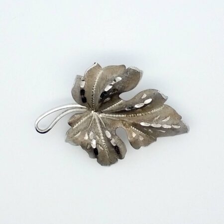 925 Sterling Silver Vintage Oak Leaf Design Pin/Brooch 6.9 Grams