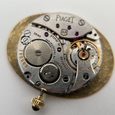 Piaget 9P #689841 18J Manual Movement w/ Gold Dial, Hands, & Sapphire Crown