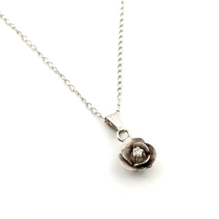 18” Dainty 14k White Gold Diamond Rose Flower Pendant Necklace 1g