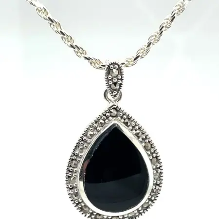 Vintage Sterling Silver and Onyx Pendant on a Sterling 18" French Rope Chain