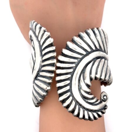 925 Sterling Silver Mexico Hinged Clamper Bracelet, Fits 6.5-8” Wrist, 75.7g