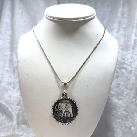20" Snake Chain w/ 950 Silver Diamond Cut Round Elephant Pendant - 9.4 Grams