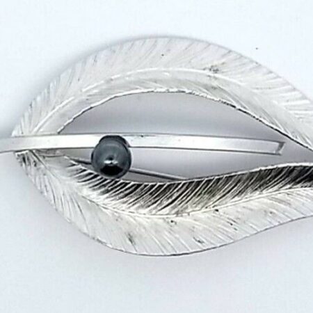 Vintage Wells Sterling Silver Feathers w/ Small Black Pearl Brooch/Pin 6.1 Grams