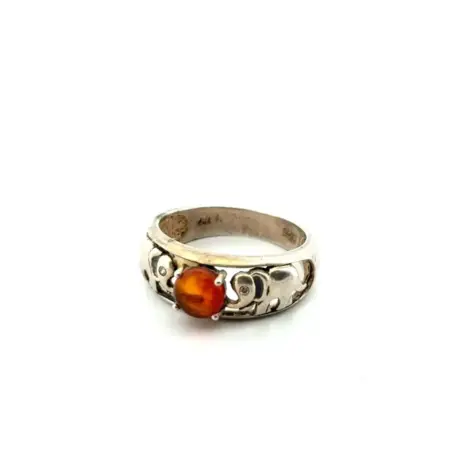 Size: 7.5 925 Sterling Silver Amber Elephant Ring 3.3g