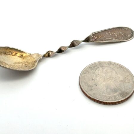.925 Sterling Silver Souvenir Spoon - Pikes Peak, the Lone Wanderer 2.8g