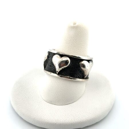 Size: 9 x 11.5mm Oxidized Wide Heart Band Ring 14.5g
