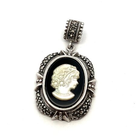 Vintage 925 Sterling Silver Black Onyx & Mother of Pearl Cameo Pendant 9.9g