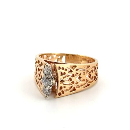 Size: 6.5 APCO 14k Yellow Gold Filigree Open Work Three Diamond Ring 4.1g