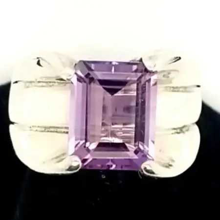 .925 Sterling Silver Amethyst Emerald Cut Ring 7.0 Grams Size-7