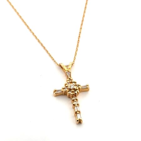 18” Dainty 14k Yellow Gold Diamond Cross Pendant Necklace 2.6g
