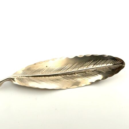 925 Sterling Silver NYE Leaf Brooch/Pin 6.3g