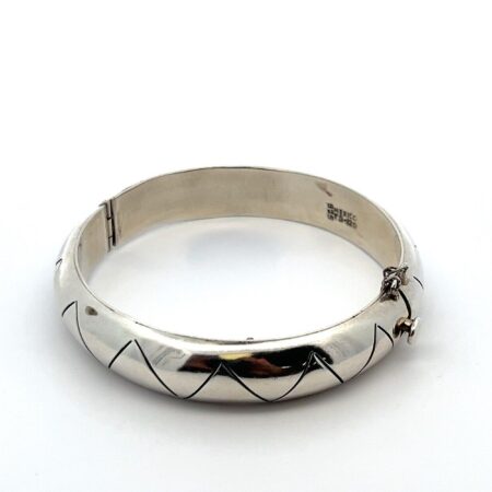 Mexico 925 Sterling Silver Hinged Bangle Bracelet 8” x 13mm (48.3g)