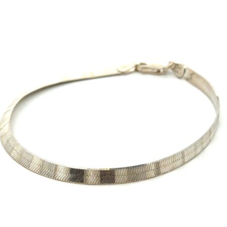 8” 4.6mm Flat Herringbone Bracelet, 4.8g