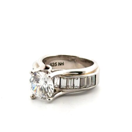 Size: 7.5 NH 925 Sterling Silver Round & Baguette CZ Designer Ring 11.1g