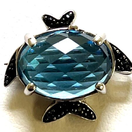 925 Sterling Silver Faceted Blue Topaz Brooch/Pin 4.6 Grams