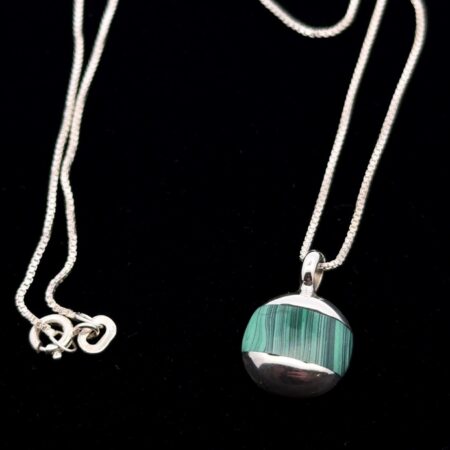 18” 925 Sterling Silver Green Malachite Pendant Necklace, Box Chain, 4.1g