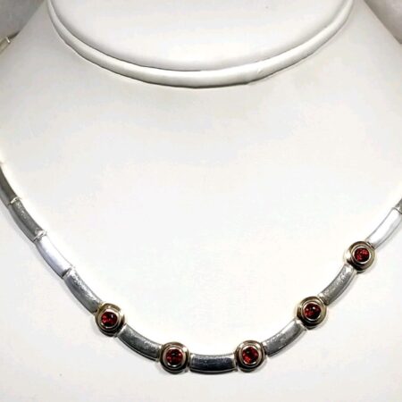 925 Sterling Silver with Garnet Choker 15" Necklace 25.9 Grams Made in Thailand