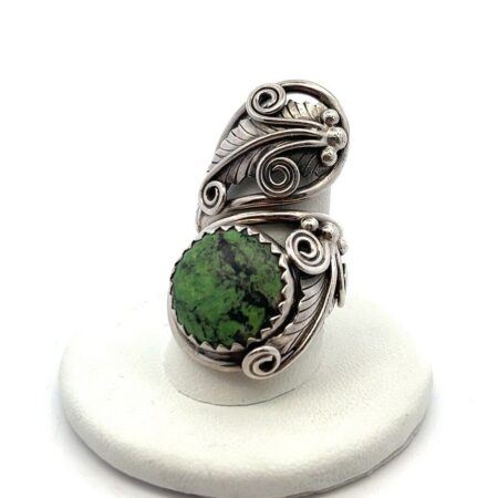 Native American Navajo 925 Sterling Silver Green Turquoise Ring Size: 6.5