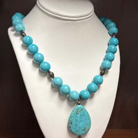 28” Turquoise Bead Necklace w/Dangle Turquoise Pendant, Native American, 125g
