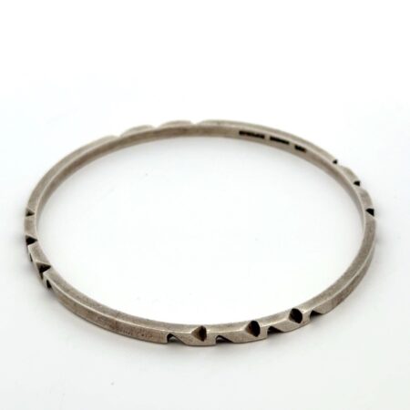 7.5” x 3.2mm Sterling Silver Bangle Bracelet 14.5g