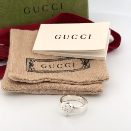 Size: 5.25 Gucci Heart Ring 925 Sterling Silver w/ Original Box & Pouch