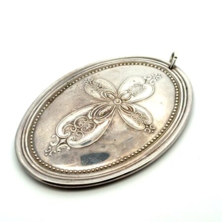 Vintage 1972 Towle 925 Sterling Silver Christmas Ornament Medallion 25.2g