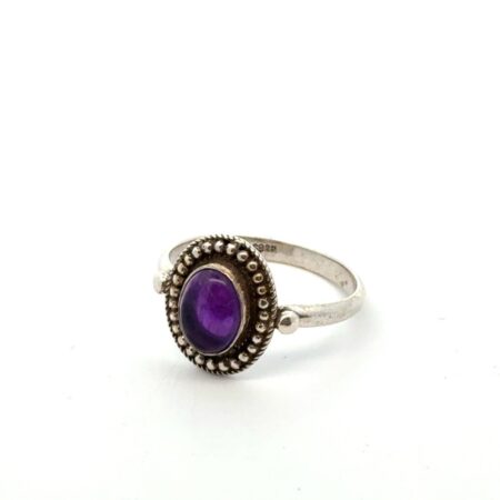 Dainty 925 Sterling Silver Amethyst Cabochon Ring Size: 7