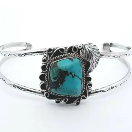 Vintage Navajo 925 Sterling Silver Cabachon Turquoise Cuff Bracelet 16.6 Grams