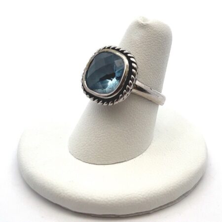 Vintage 925 Sterling Silver Blue Topaz Cushion Cut Ring Size: 7