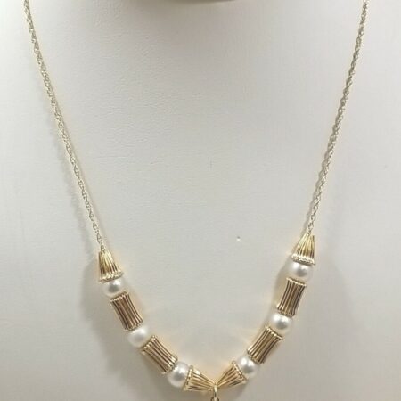14k Yellow Gold 16" Fluted Bead and Pearl Necklace with Center Pendant 4.9 Grams
