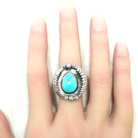 Vintage Sterling Silver Oval-shaped Turquoise Ring 10.3 Grams Size-6. 25