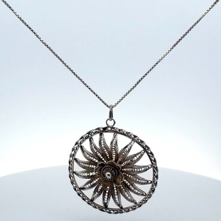 Vintage Sterling Silver Filigree Floral Pendant 22" Box Chain Necklace 11.4 Gram
