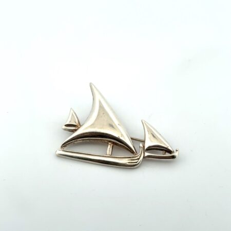 Vintage 925 Sterling Silver Sailboats Brooch/Pin 8.8g