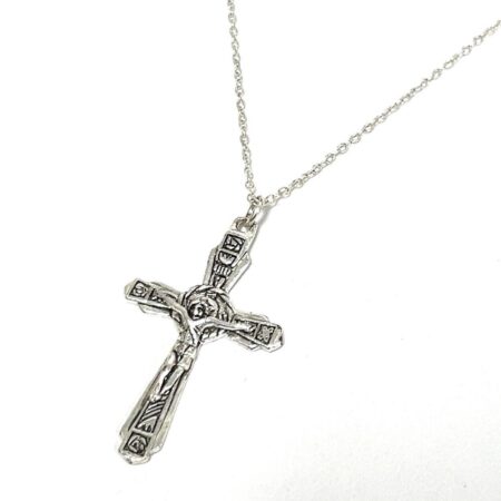 18” 925 Sterling Silver Chain w/ Detailed Sterling Silver Cross Pendant, 3.5g