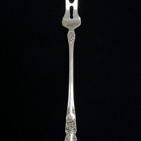 Gorham 925 Sterling Silver Buttercup 2 Tine Pickle Fork, 5 3/4”, 15.1g