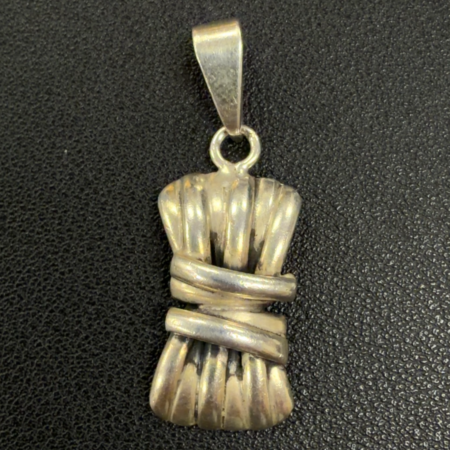 Vintage 950 Silver Bow Pendant / Charm, 11.2 Grams