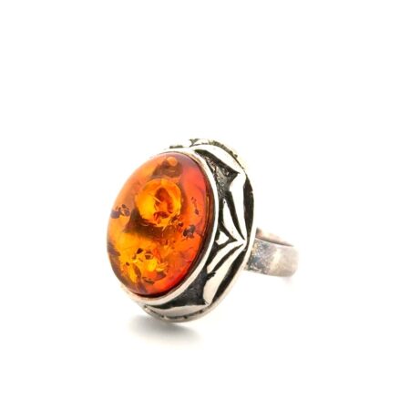 Size: 8 Oval Amber 925 Sterling Silver Bezel Set Ring 8.9g