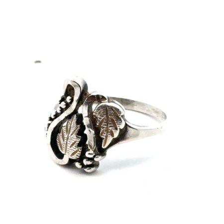 Size-9 Vintage 90s Black Hills Silver Leaf Ring, Sterling Silver, 4.3g