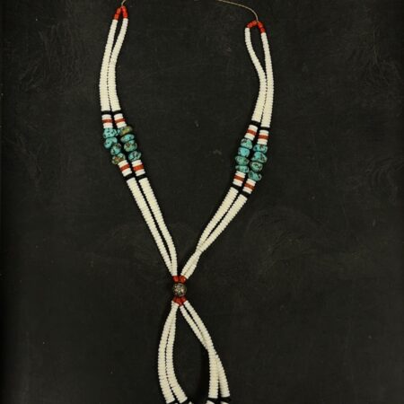 White Santo Domingo Heshi Jacla Style Beaded Necklace