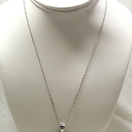 925 Sterling Silver Snowflake With CZ Stones 18" Chain/Necklace 5.5 Grams.