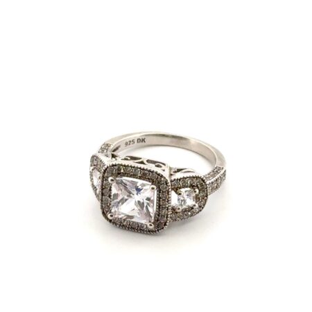 Size: 7.5 DK 925 Sterling Silver Princess CZ Halo Ring 4.6g