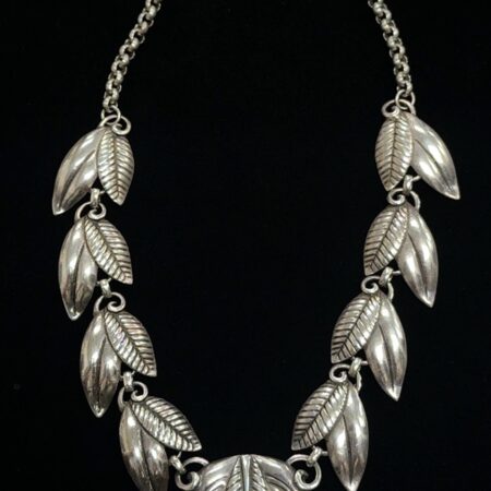 16” Unsigned Danecraft Design Sterling Silver Leaf & Berry Choker Necklace 44.0g