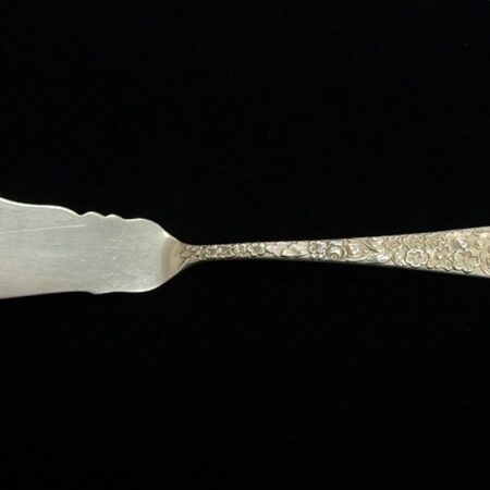 Stieff Rose Repousse 925 Sterling Silver Master Butter Knife, 45g