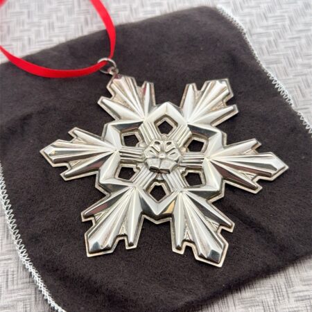Gorham 925 Sterling Silver Snowflake Christmas Ornament 1990, 18.8g