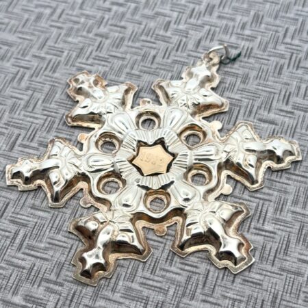 Vtg. Gorham 1982 Sterling Silver Snowflake Christmas Ornament, GF Center 20g