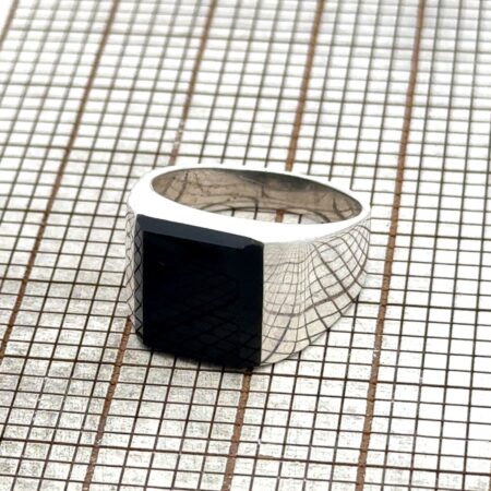 Size-12.25 925 Sterling Silver Modernist Onyx Signet Ring, 12.7g