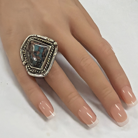 Native American 925 Sterling Silver Turquoise Ring, 13.4 Grams, Size 7 1 /2