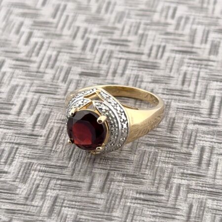 Size: 6.25 Deep Red Garnet Gold Vermeil 925 Sterling Silver Ring 3.9g