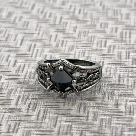 Size: 6 Disney Maleficent 925 Sterling Silver Black Onyx & Diamond Ring 5.8g